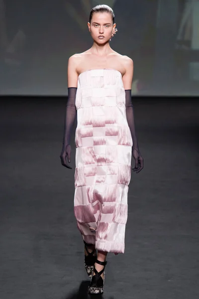 Look 40